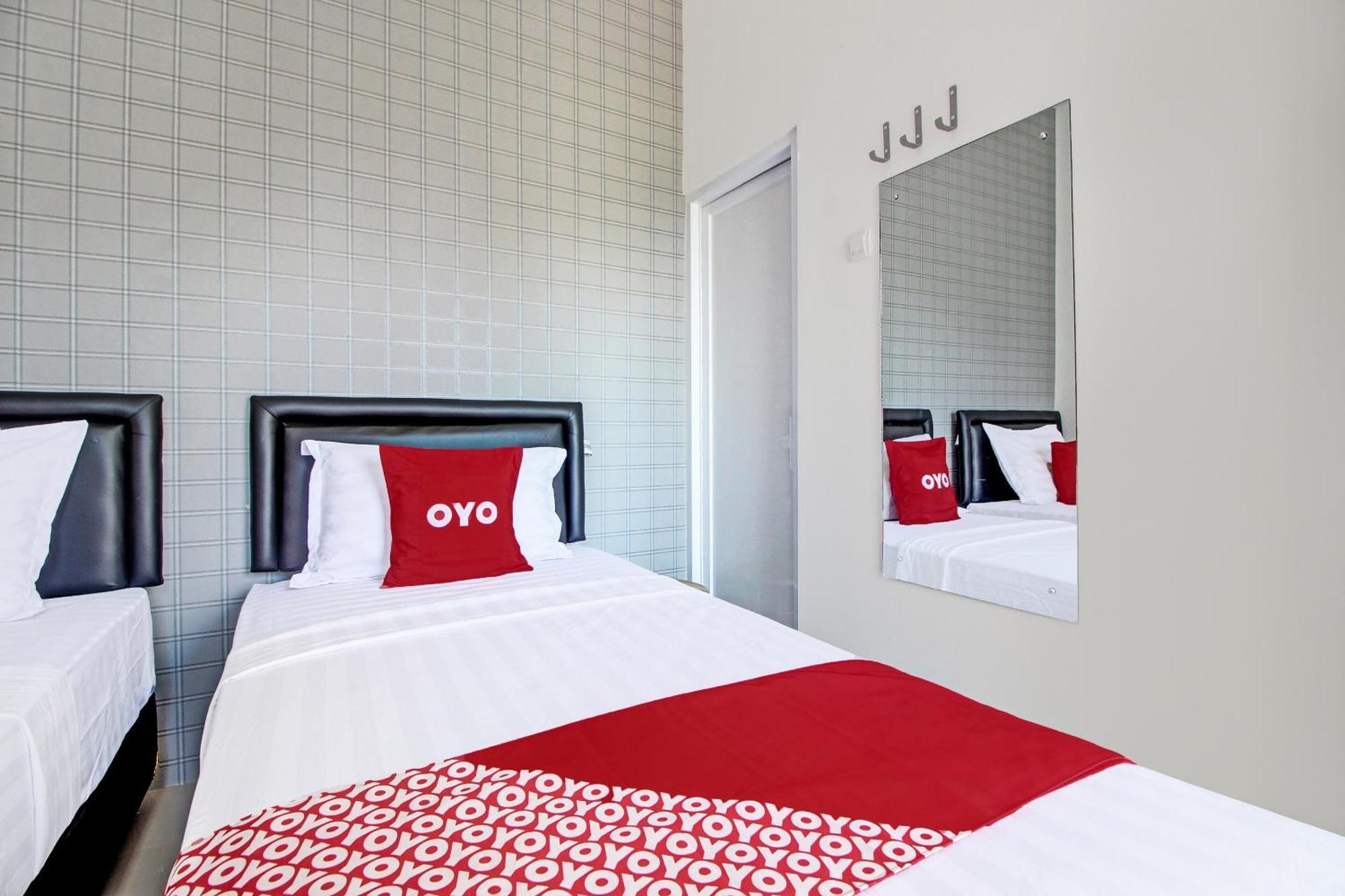 Super Oyo Collection O 92363 Kp Inn Temon Eksteriør bilde